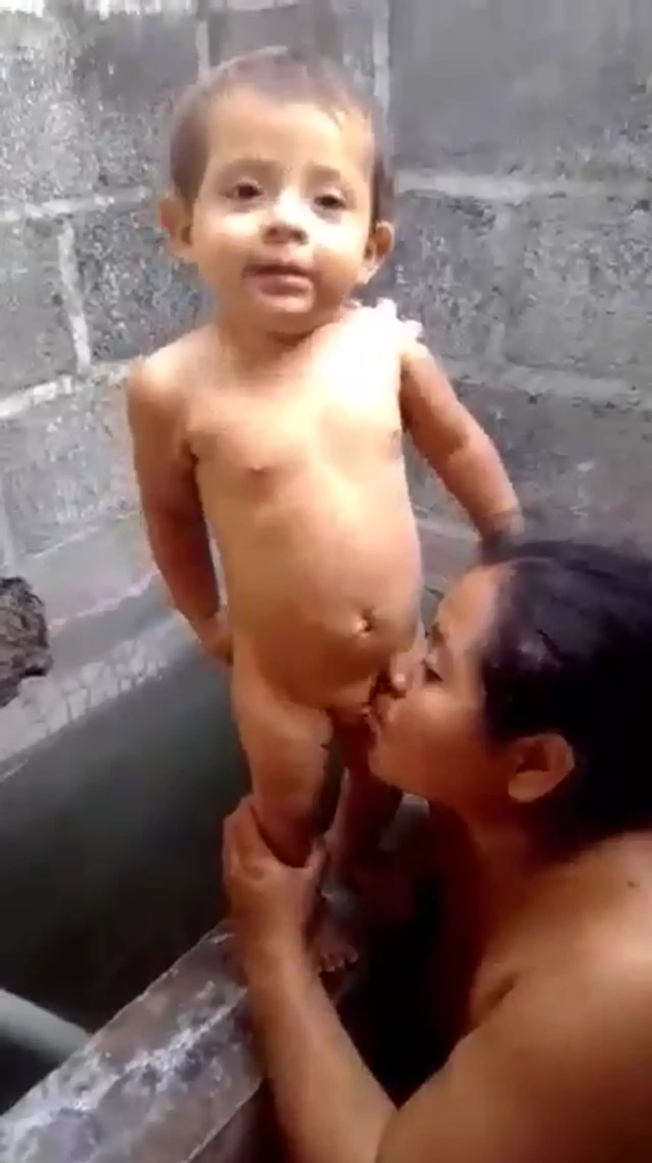 mom sucking lil baby